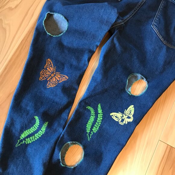 Cutout Jeans Women, Junior Size 15: Upcycled Painted Butterfly Funky Pants - Picture 12 of 13
